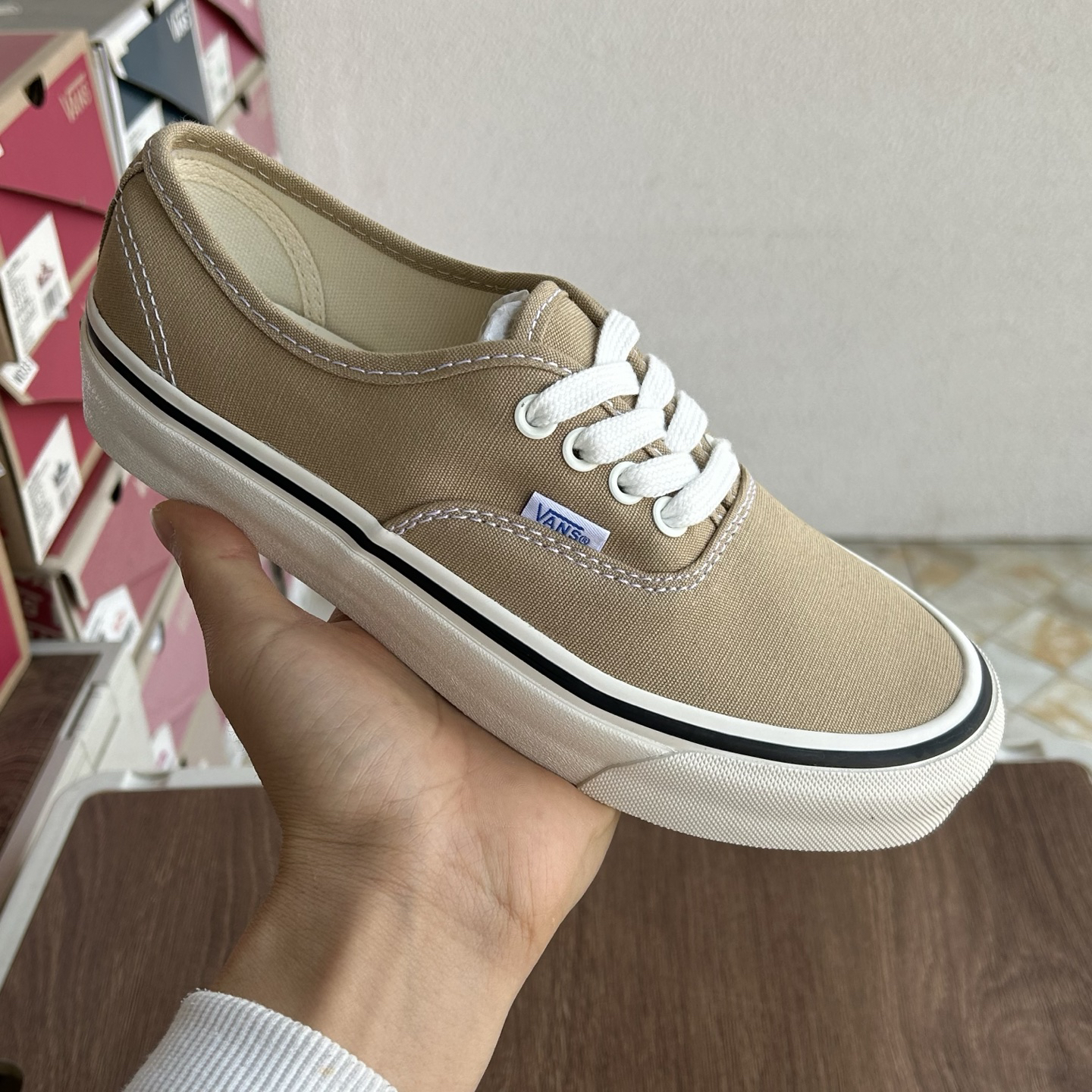 Vans Authentic 44 DX Low-Top Skate Shoes Beige