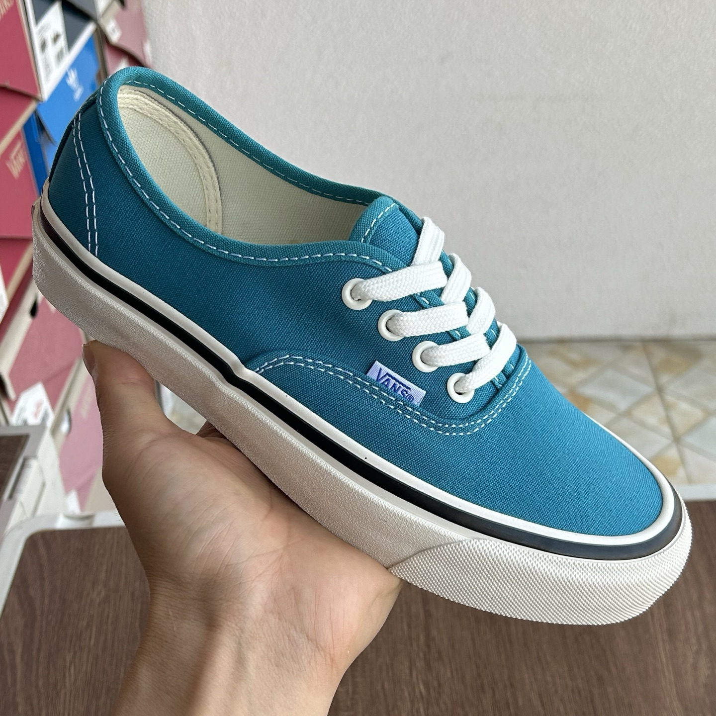 Vans Authentic 44 DX Low-Top Skate Shoes Teal Blue