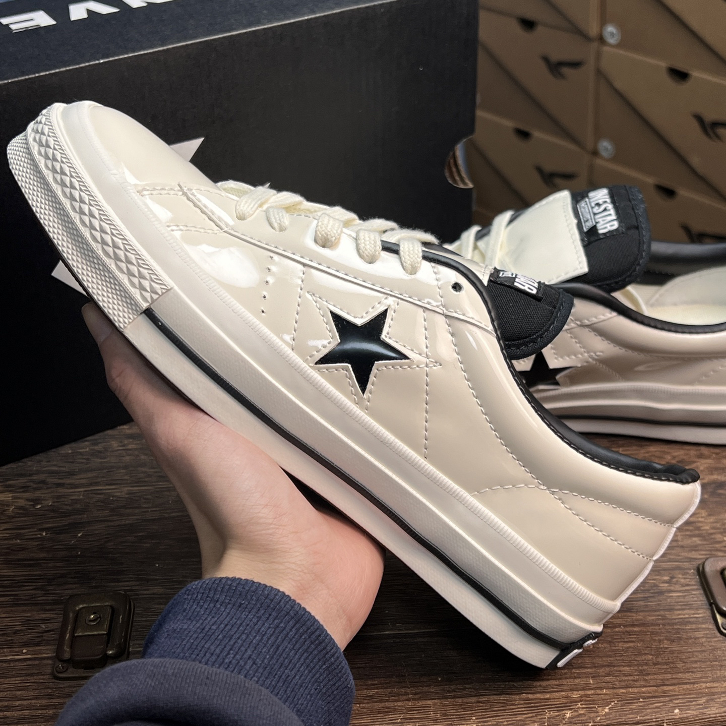 Converse One Star Patent Low-Top Sneakers Black/White