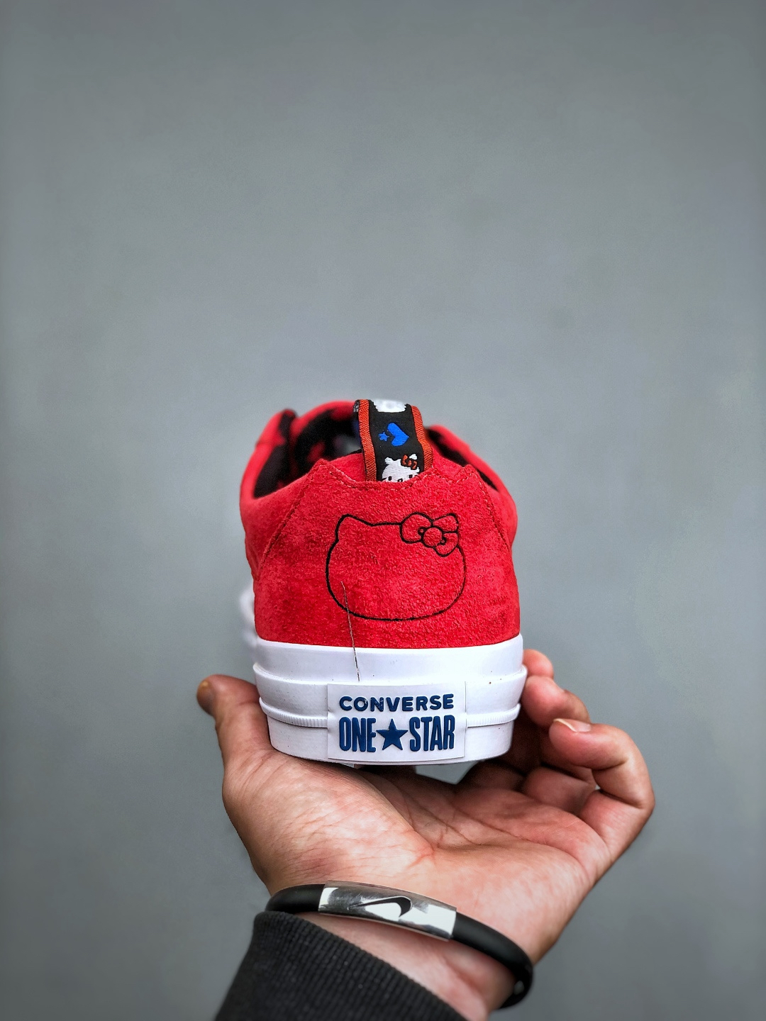 Converse x Hello Kitty One Star Suede Low Prism Pink