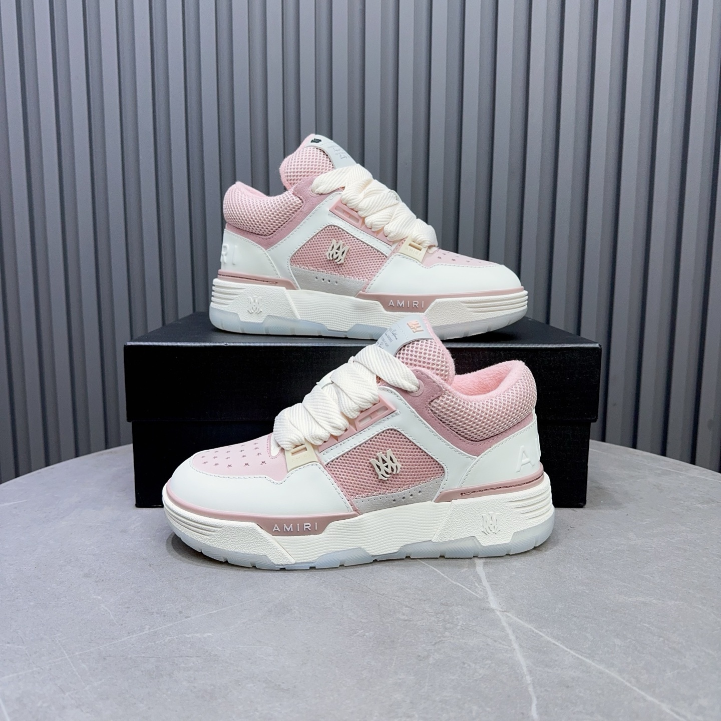 Amiri Low-Top Sneakers Pink