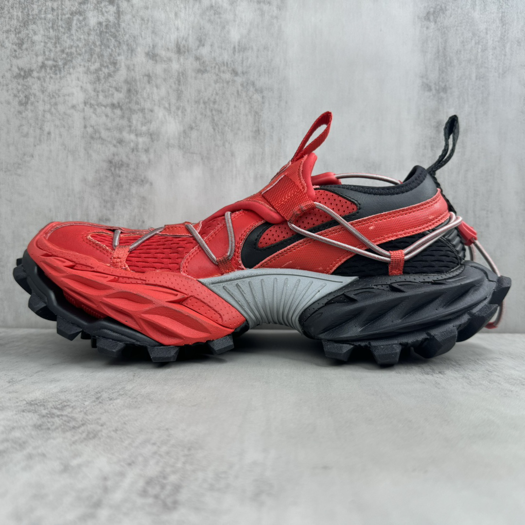 Balenciaga Track 15 Sneakers Red