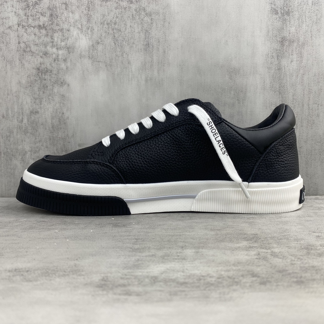 Off-White Low Vulcanized Sneakers Black