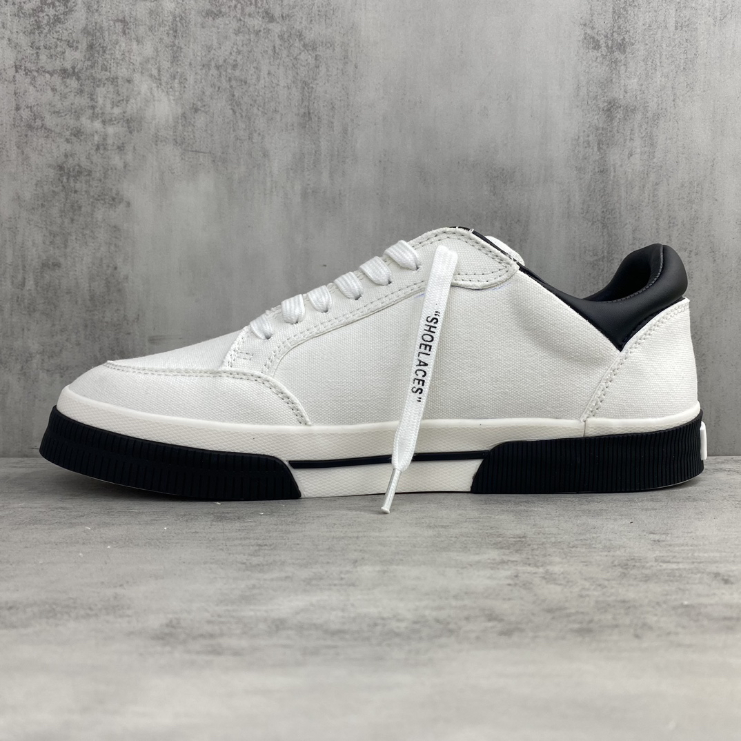 Off-White Low Vulcanized Canvas Sneakers White/Black