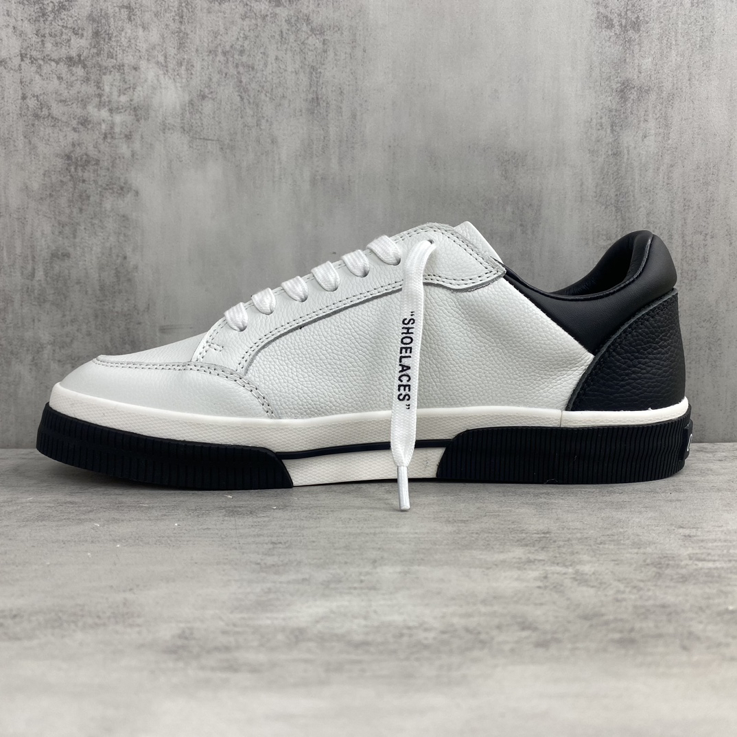 Off-White Low Vulcanized Sneakers White/Black