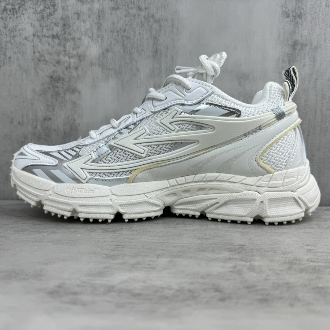 Off-White CO/V Runner Sneakers White