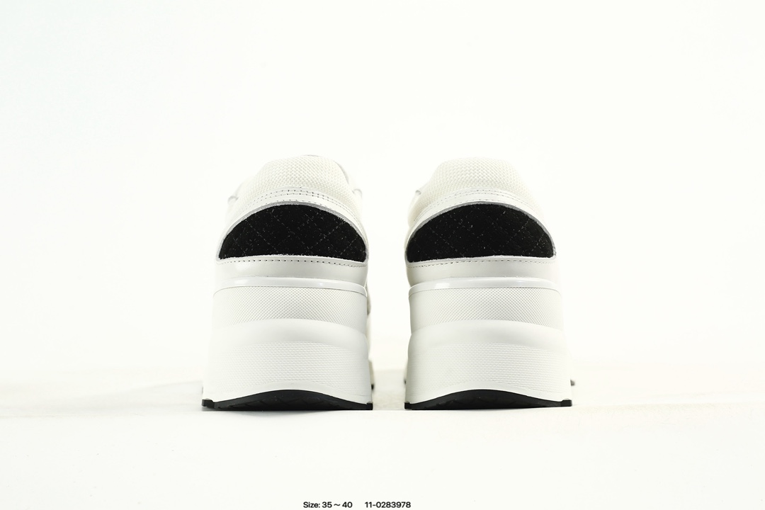 Chanel Calfskin Low-Top Sneakers White/Black