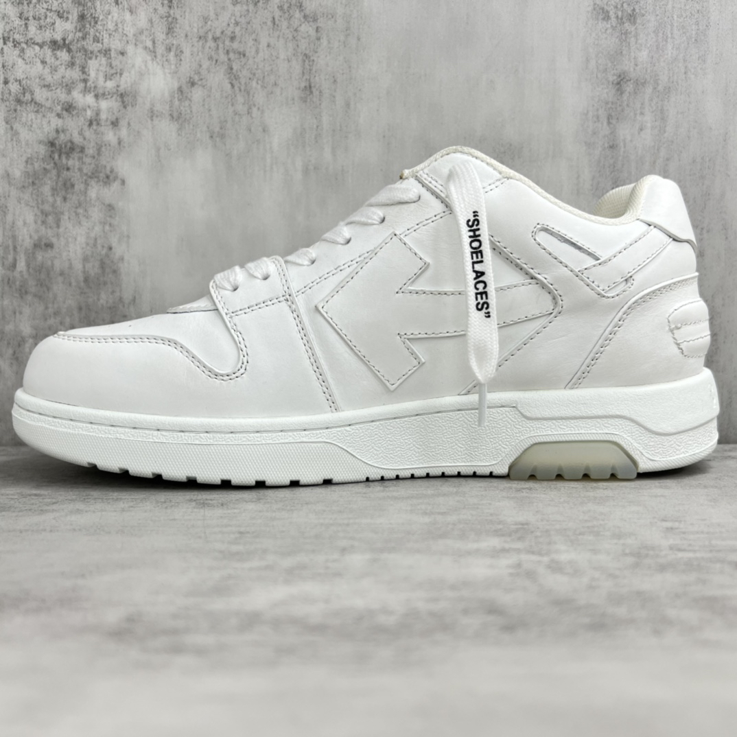 Off-White Low-Top Sneakers White