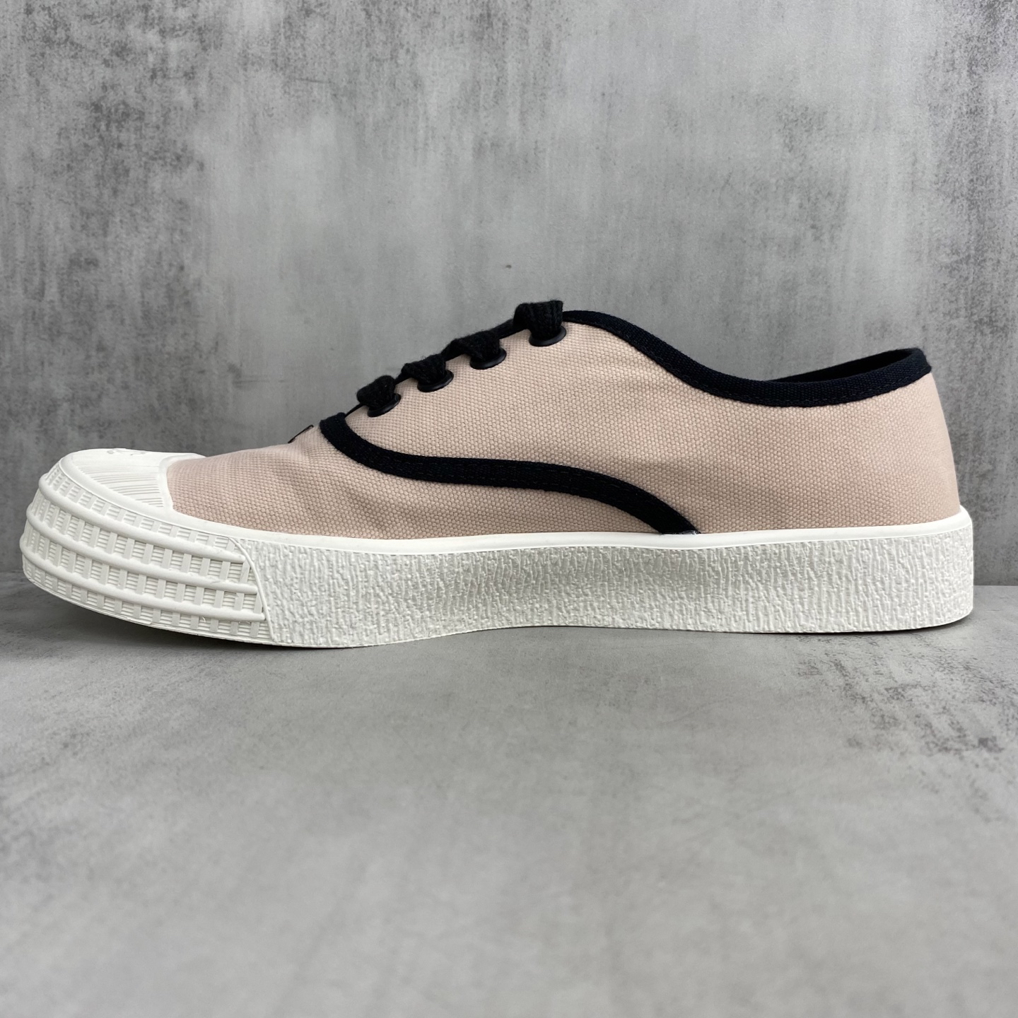 Chanel Vintage Canvas Sneakers Pink