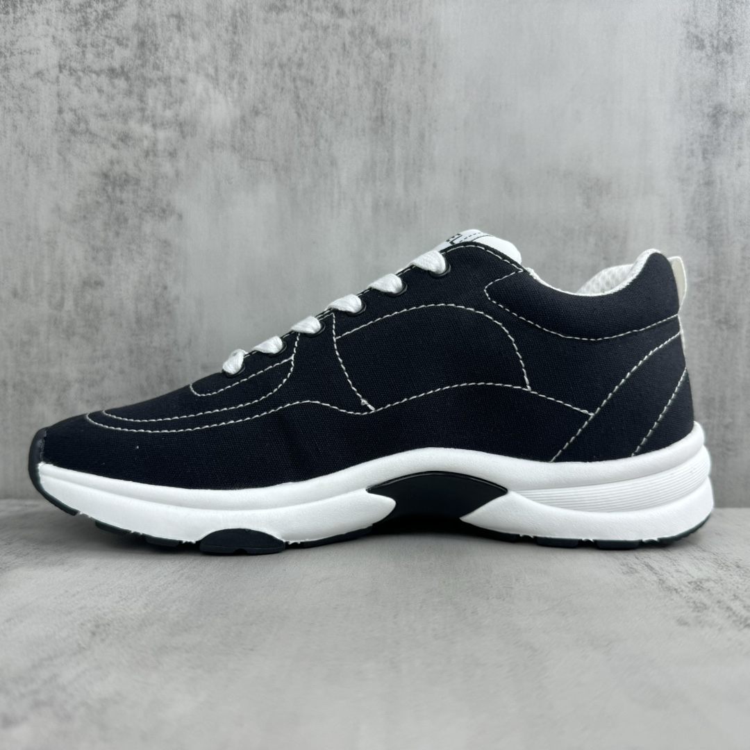 Chanel Panda Runner Sneakers Black/White