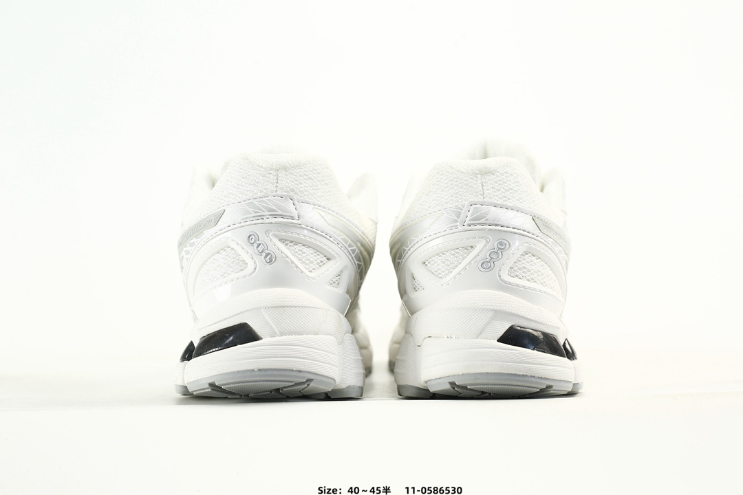 Asics Gel-Kayano 20 Low Runners White