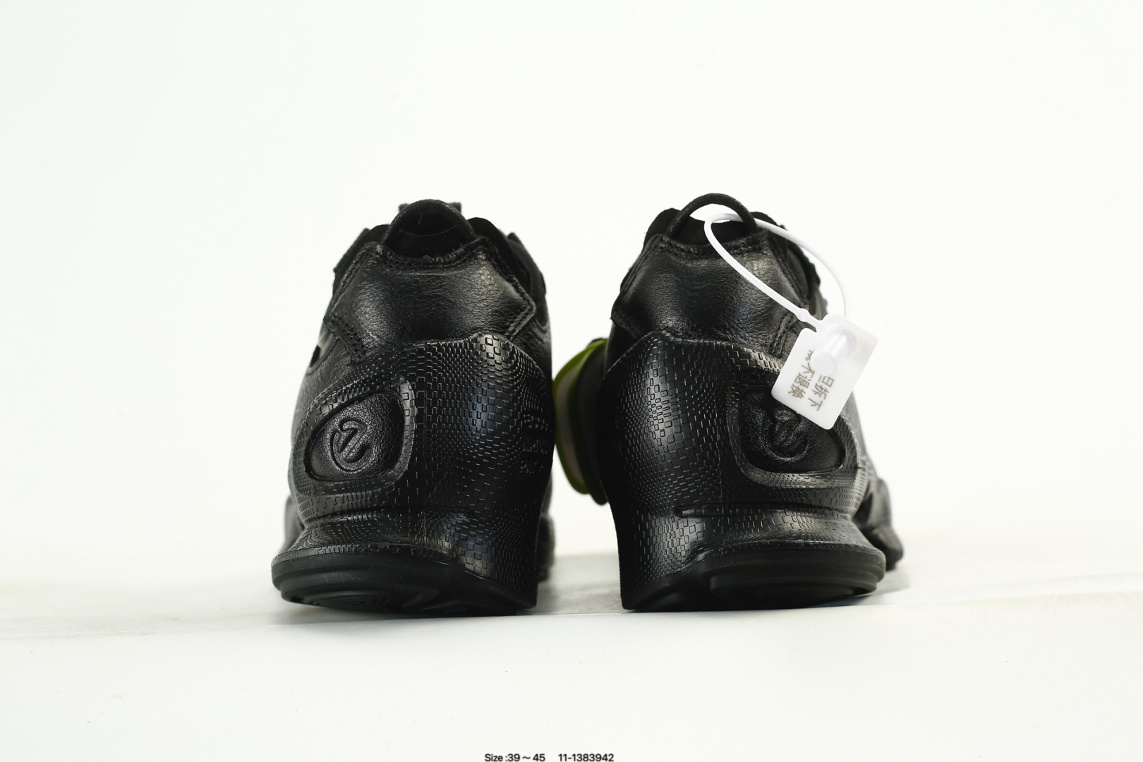 ECCO Breathable Leather Sneakers Black