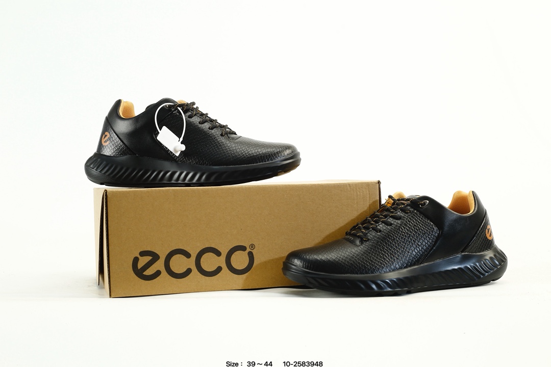 ECCO Breathable Leather Sneaker Black