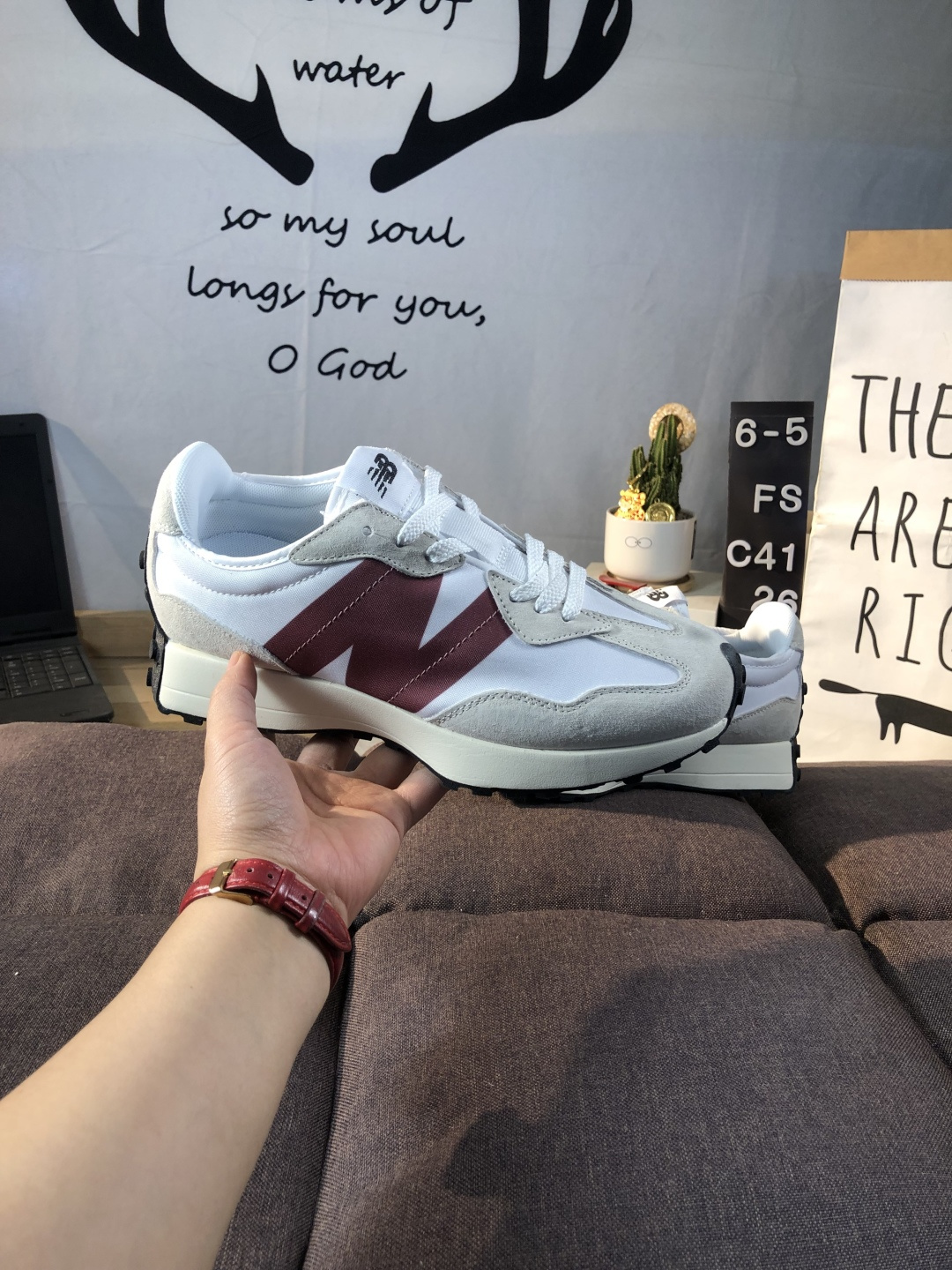 New Balance 327 Retro Runners White/Red