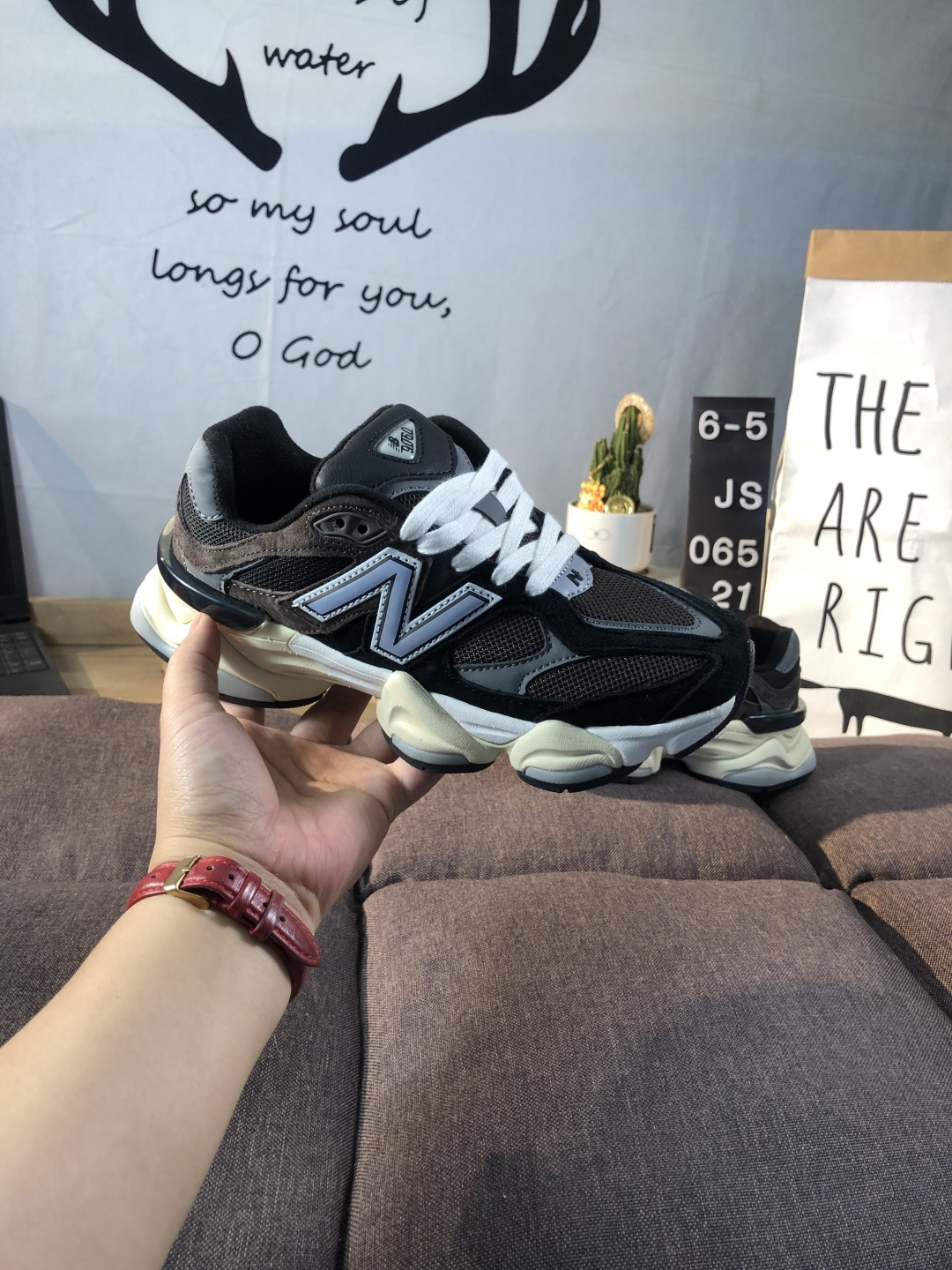 New Balance 9060 Chunky Sneakers Black