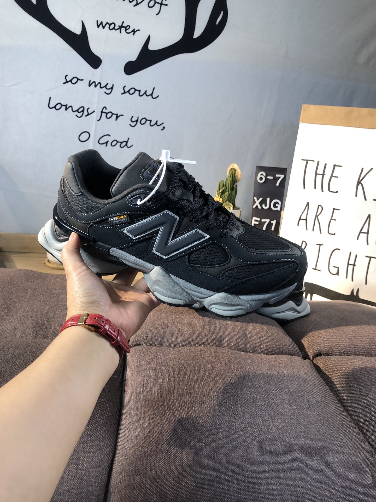 New Balance 9060 Retro Runner Black/Grey