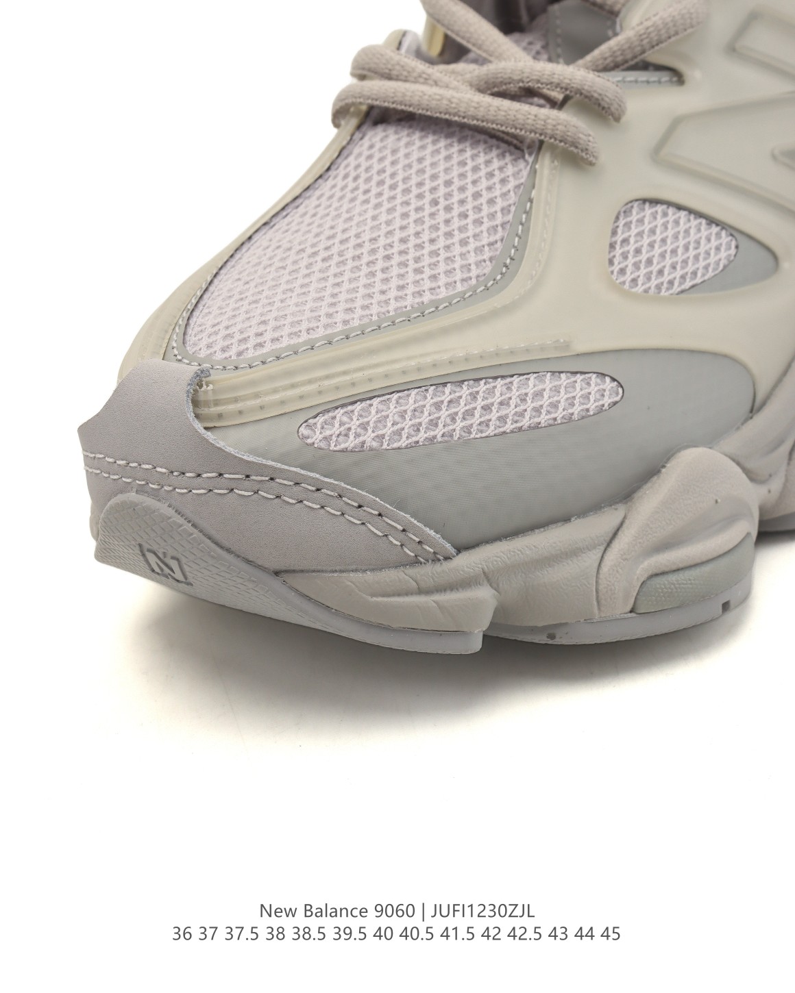 New Balance 9060 Dad Sneakers Beige