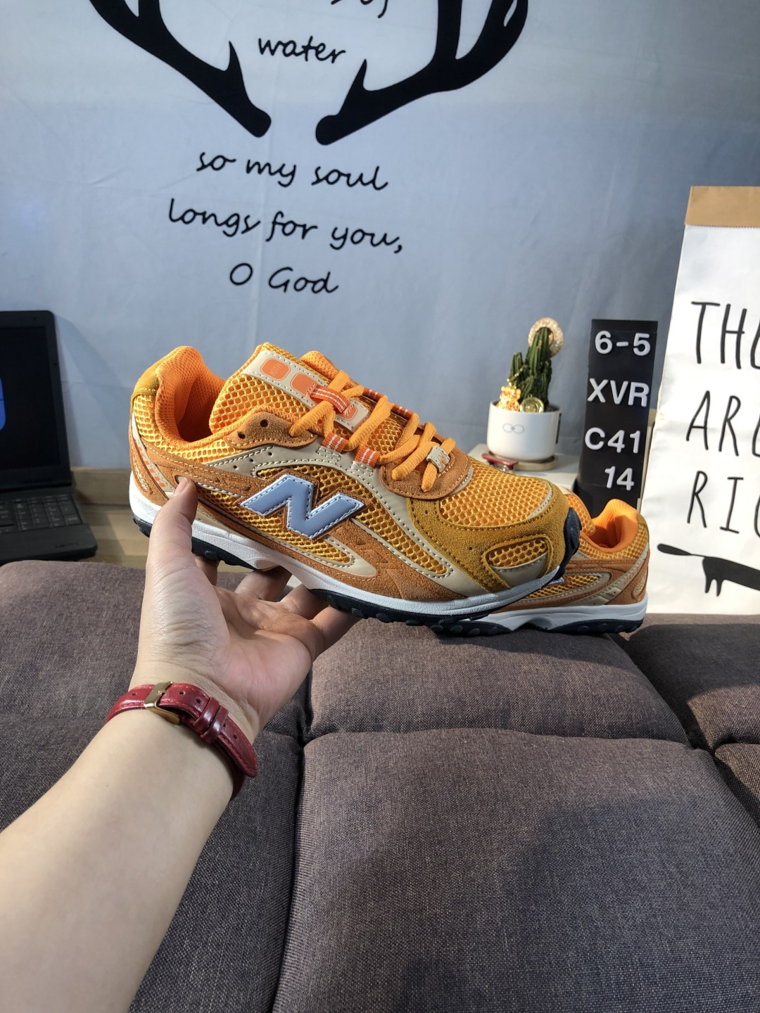 New Balance 204 Dad Sneakers Orange