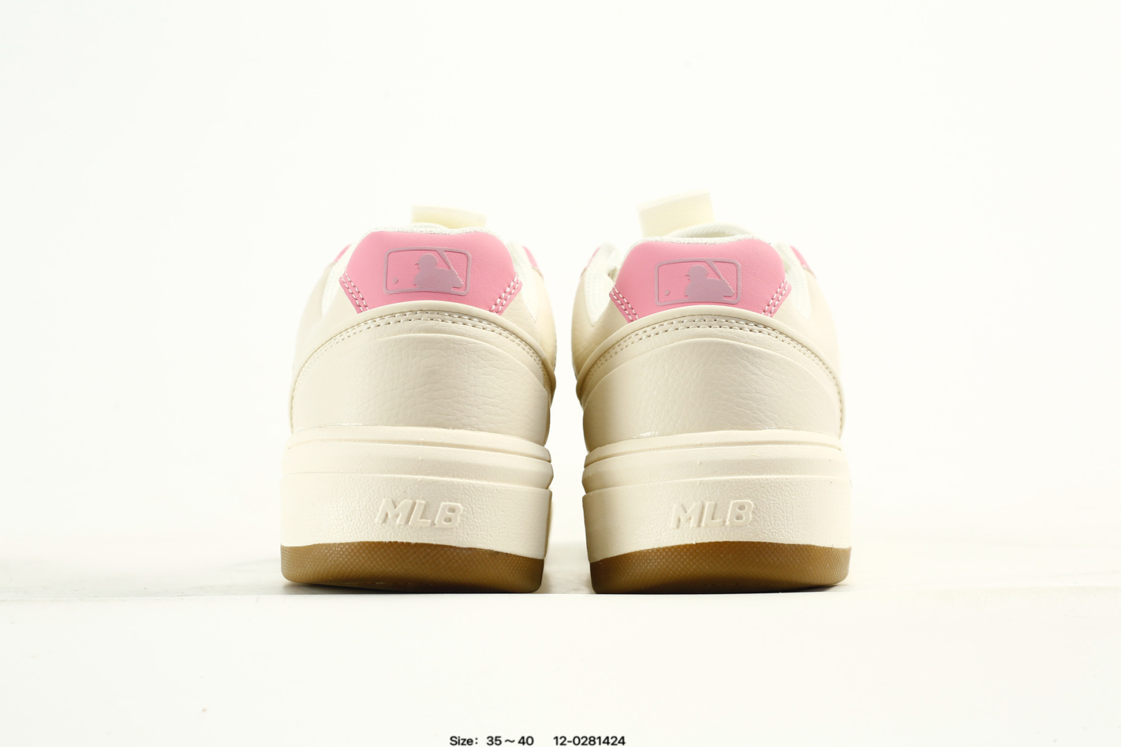 MLB Yankees Chunky Liner Sneaker White/Pink