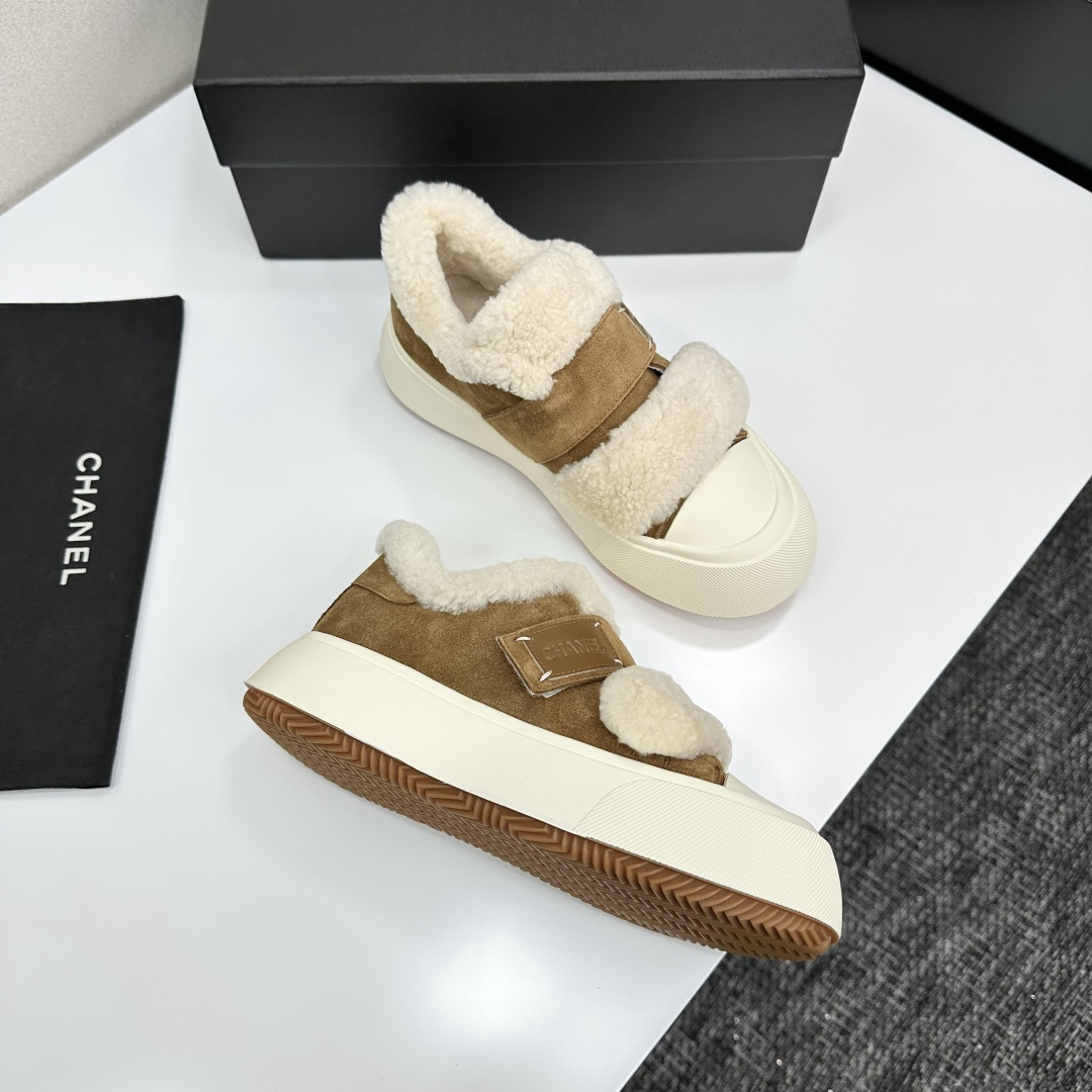 Chanel Shearling-Trim Slip-On Sneakers Brown/White