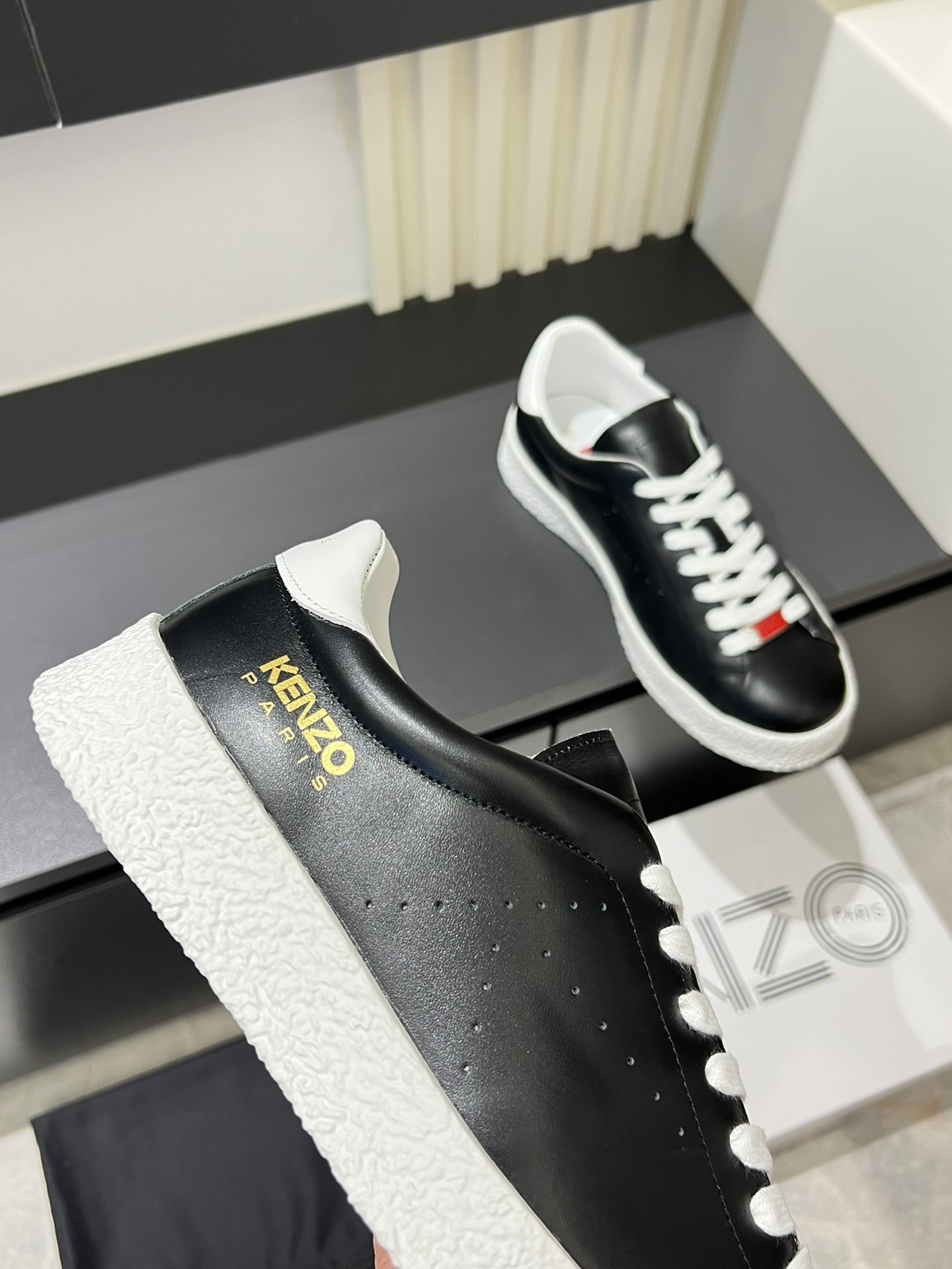 Kenzo Leather Low-Top Sneakers Black
