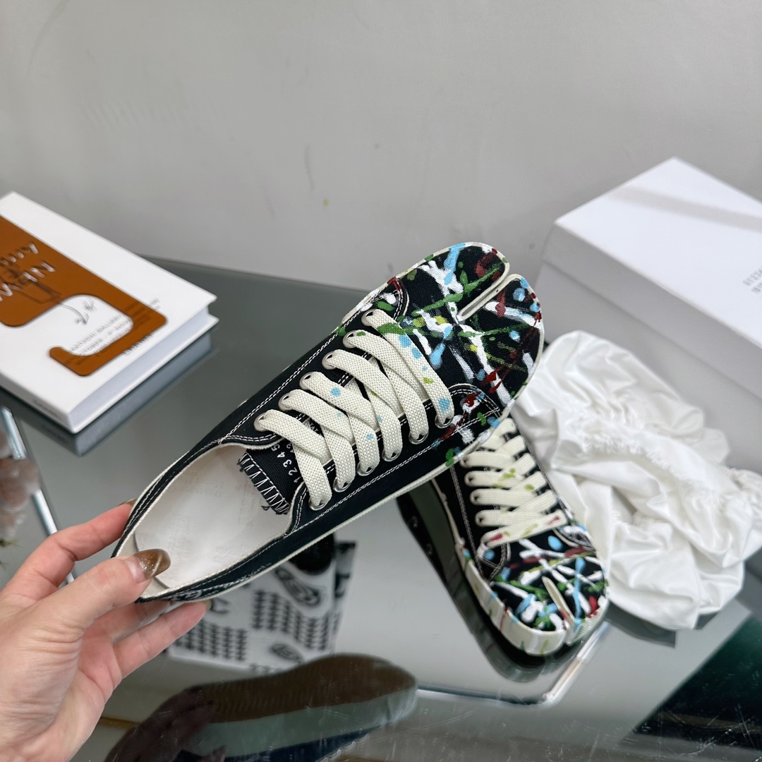 Maison Margiela MM6 Tabi Canvas Sneakers Multi-Color