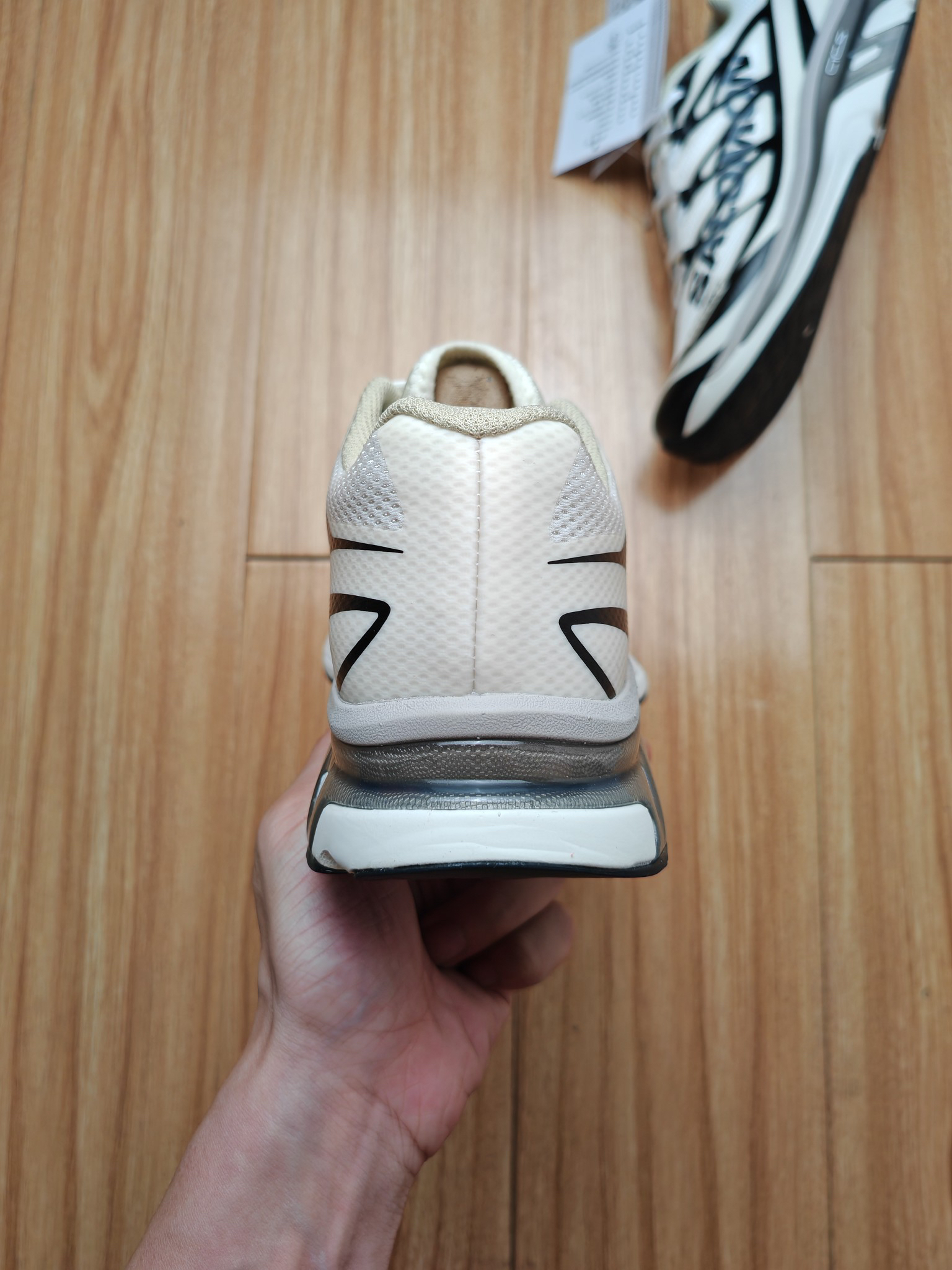 Maison Margiela MM6 x Salomon XT-6 Sneakers Off-White/Black