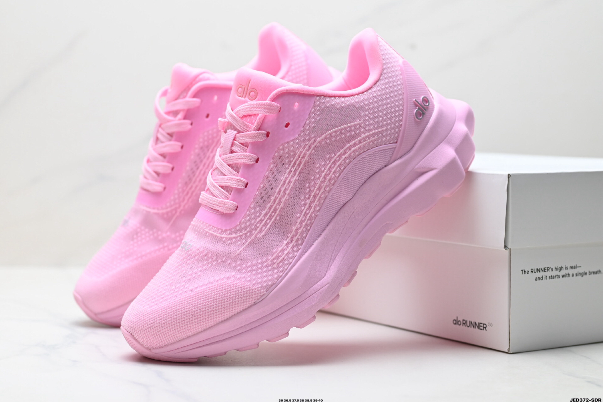 Alo Yoga Alo Runner Breathable Cushioned Sneakers Pink