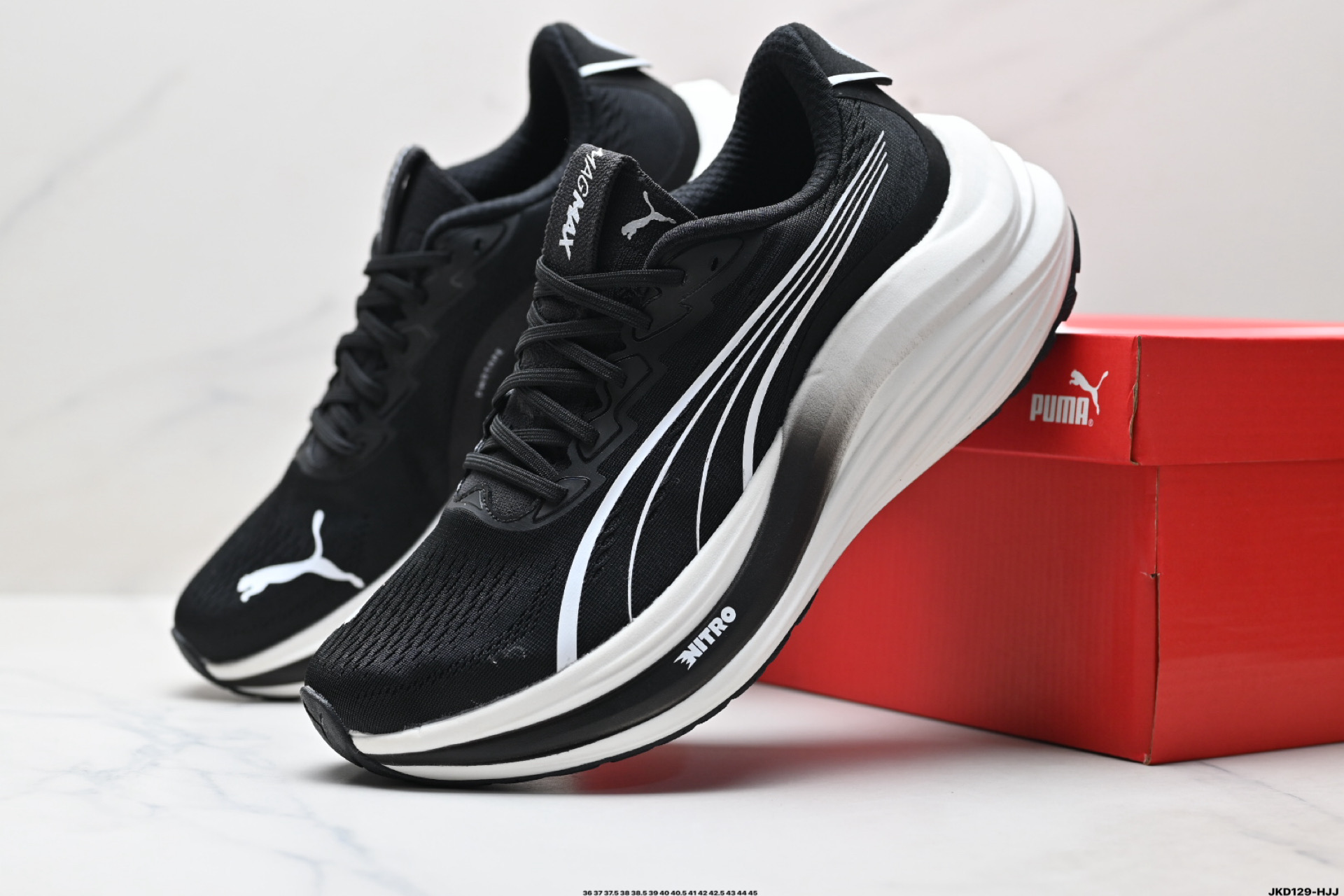 Puma Deviate NITRO 3 Cushioned Running Shoes Black/White