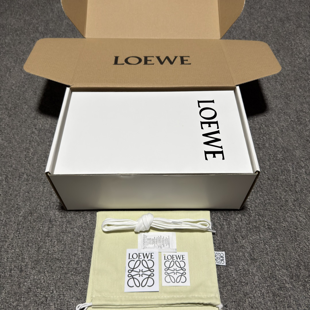 Loewe Ballet Runner Sneakers Pink