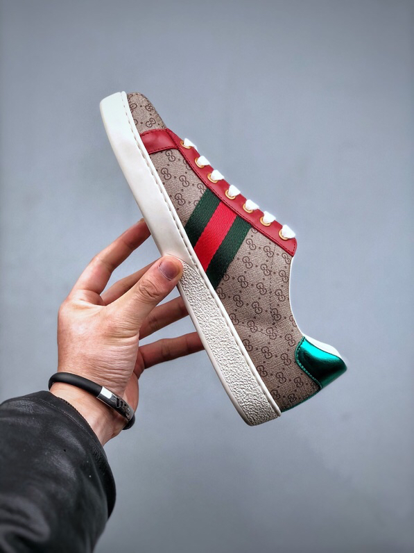 Gucci GG Bee Low-Top Sneakers Multicolor