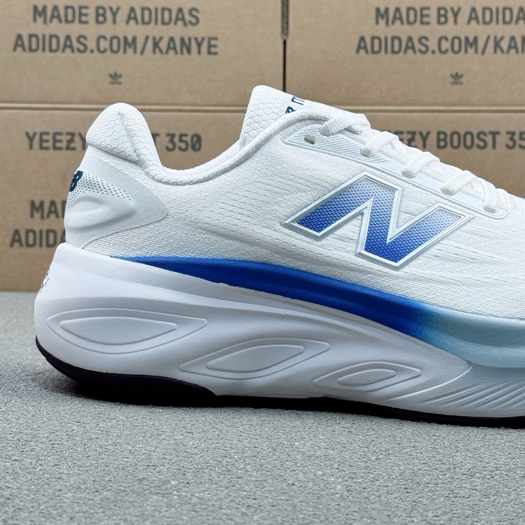 New Balance Fresh Foam Runner Shoes White/Blue