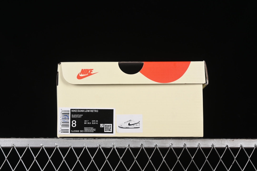Nike SB Dunk Low Stussy Collab Skate Shoes Off-White/Black