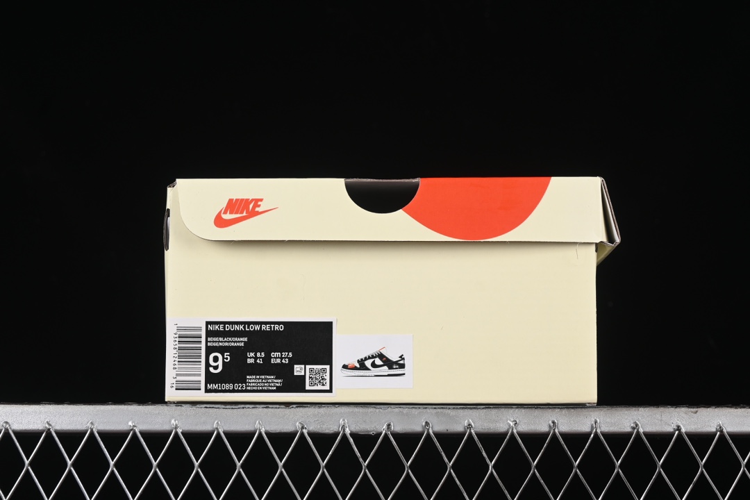 Nike SB Dunk Low Stussy Collab Sneakers Black/White/Orange