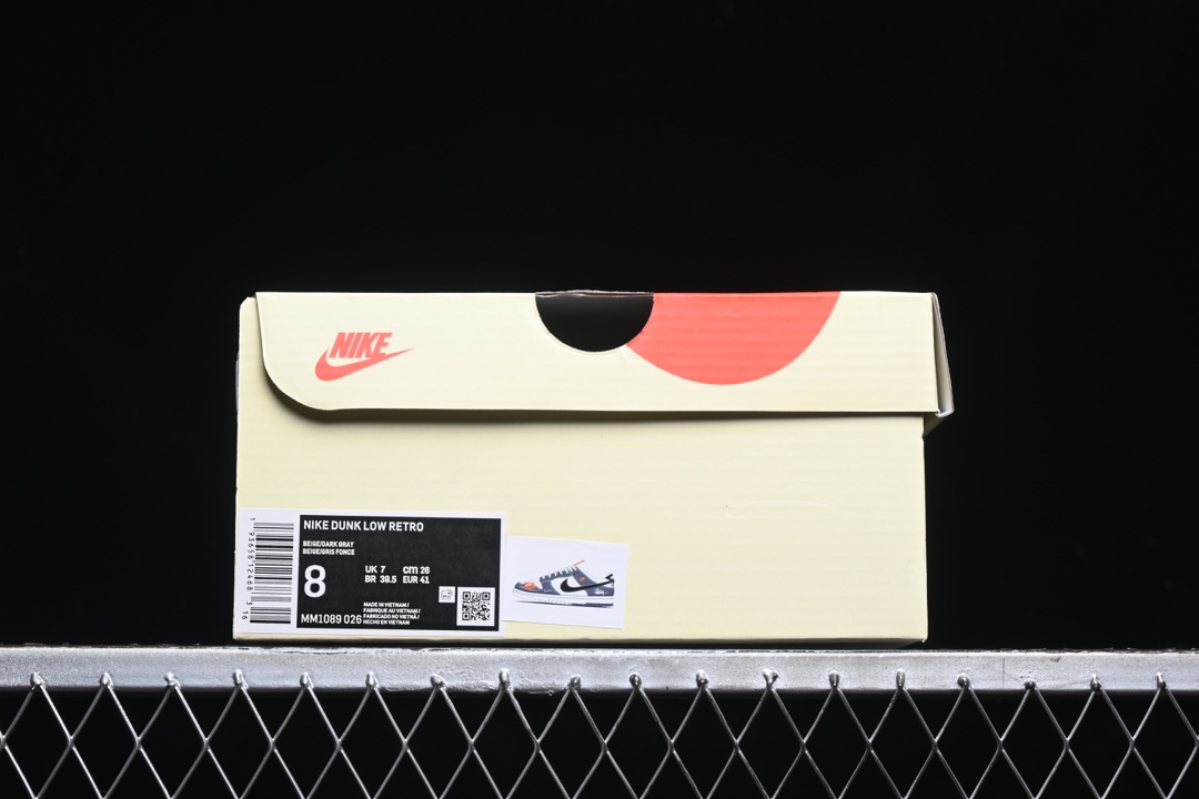 Nike SB Dunk Low x Stussy Suede Skate Shoes Gray