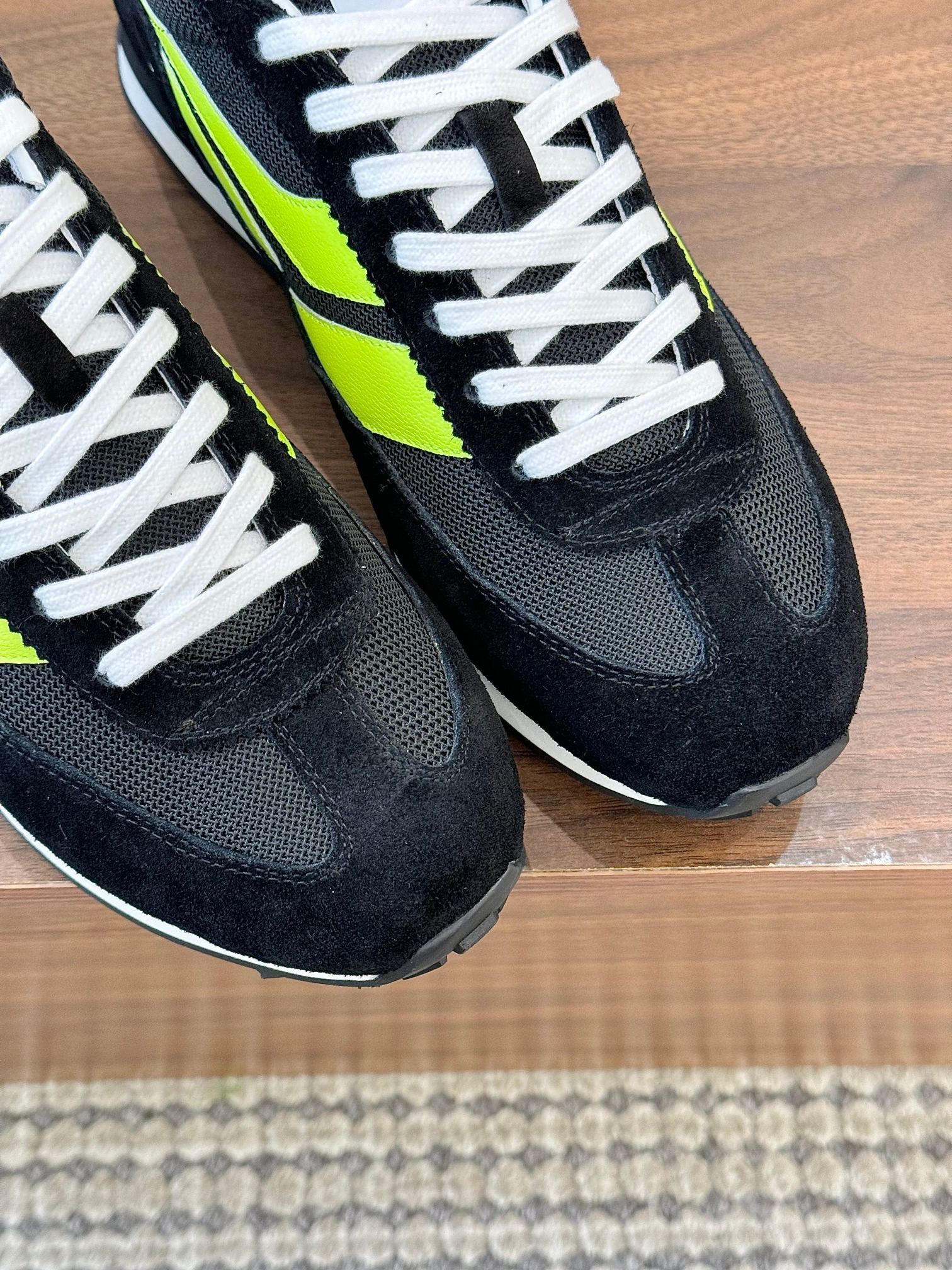 Tom Ford Mesh Suede Low-Top Sneakers Black/Neon Yellow