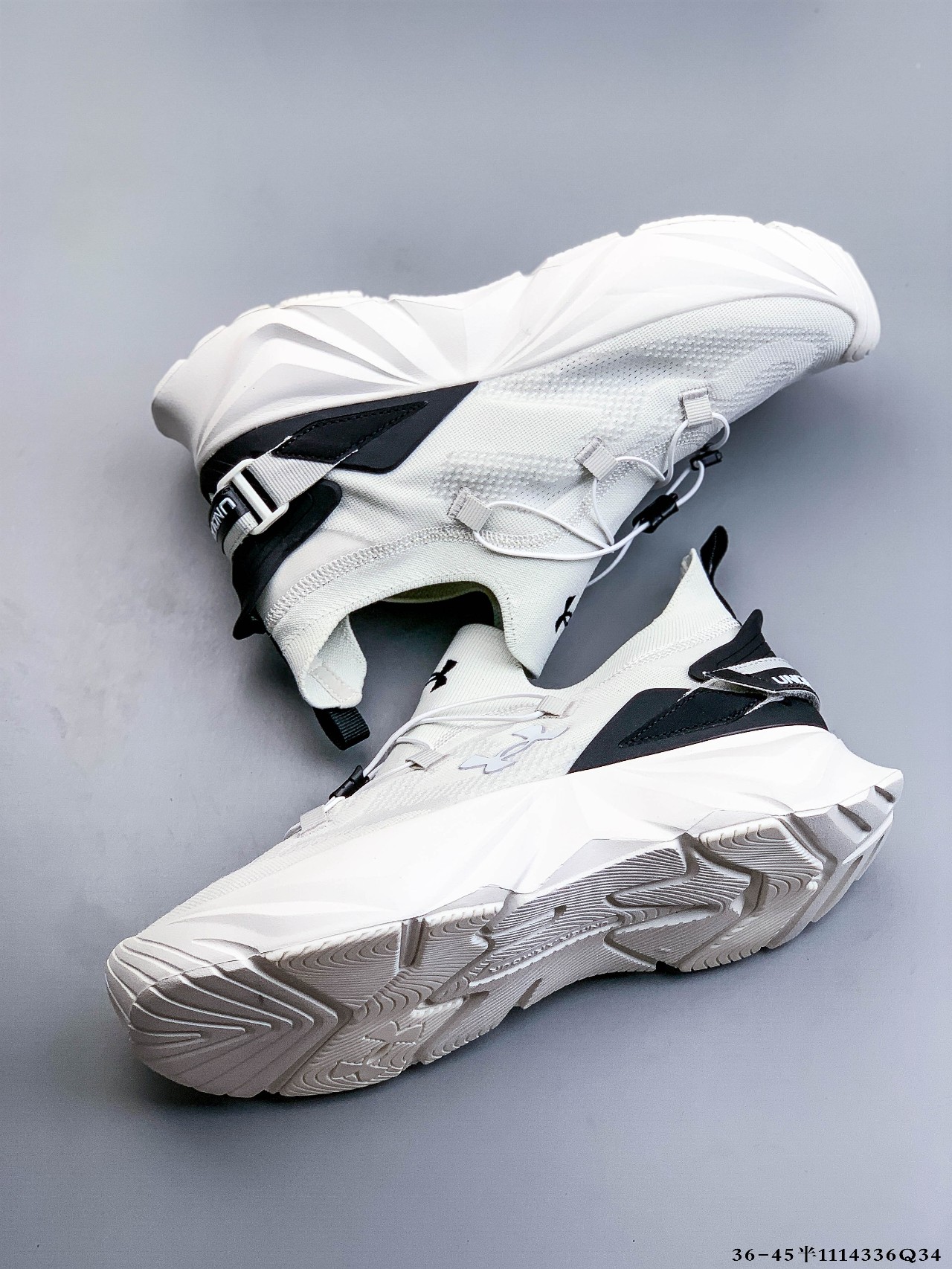 Under Armour Breathable Hiking Runner Shoes White/Black