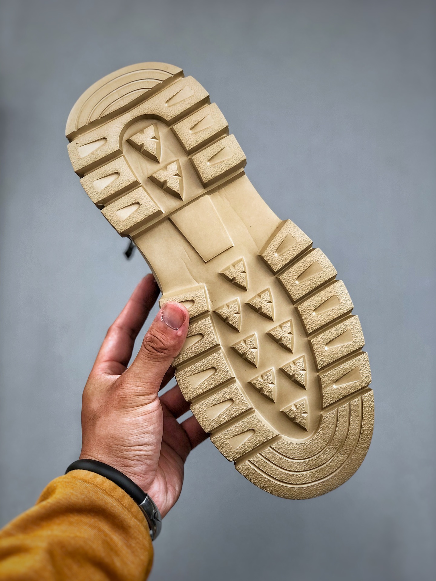 Undefeated x Timberland Rugged Zip Boots Olive