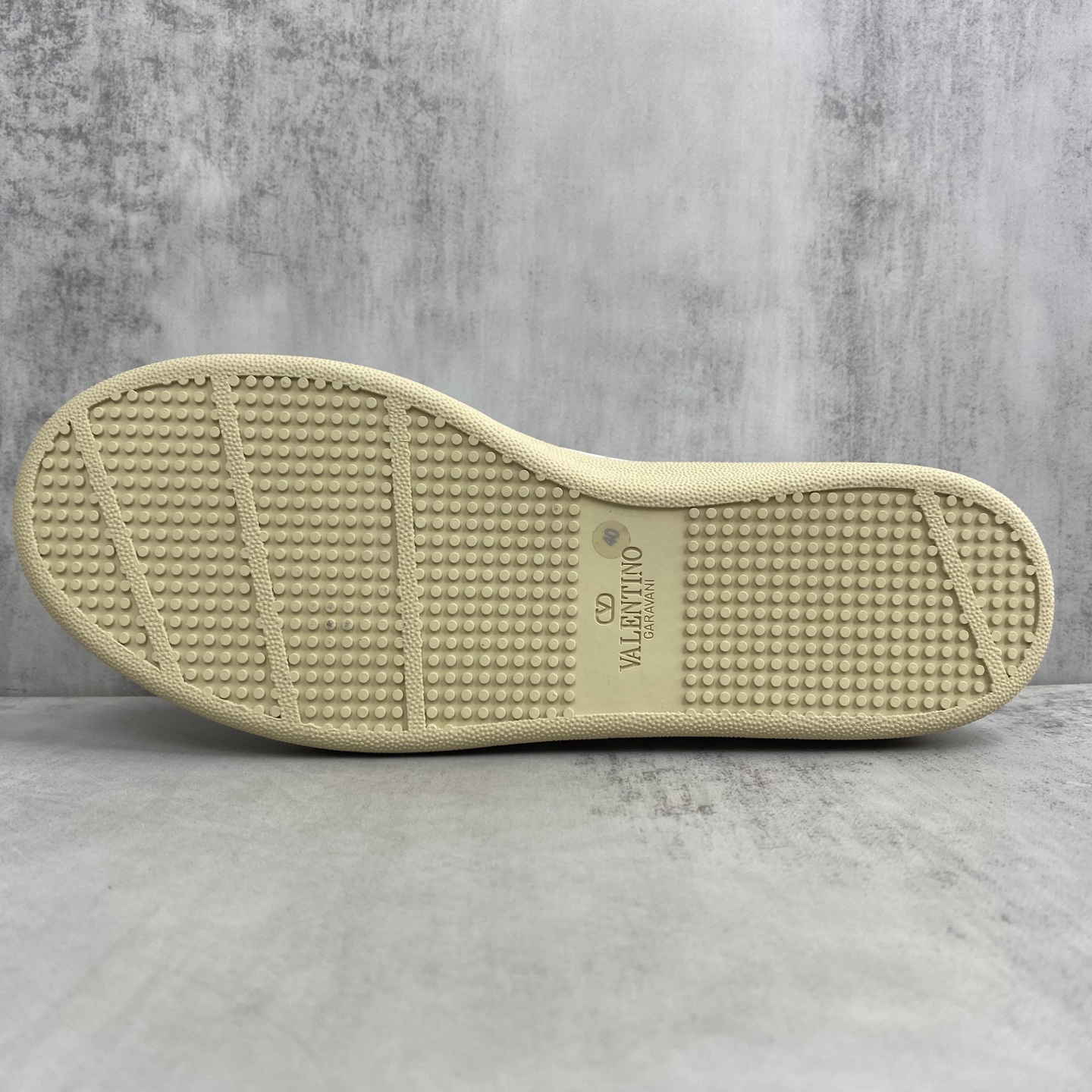 Valentino Low-Top Leather Sneakers White
