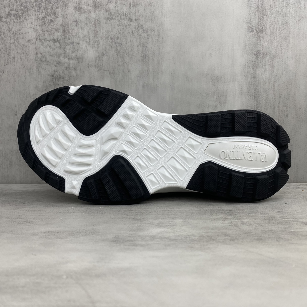 Valentino Garavani Totaloop V Sneakers Silver
