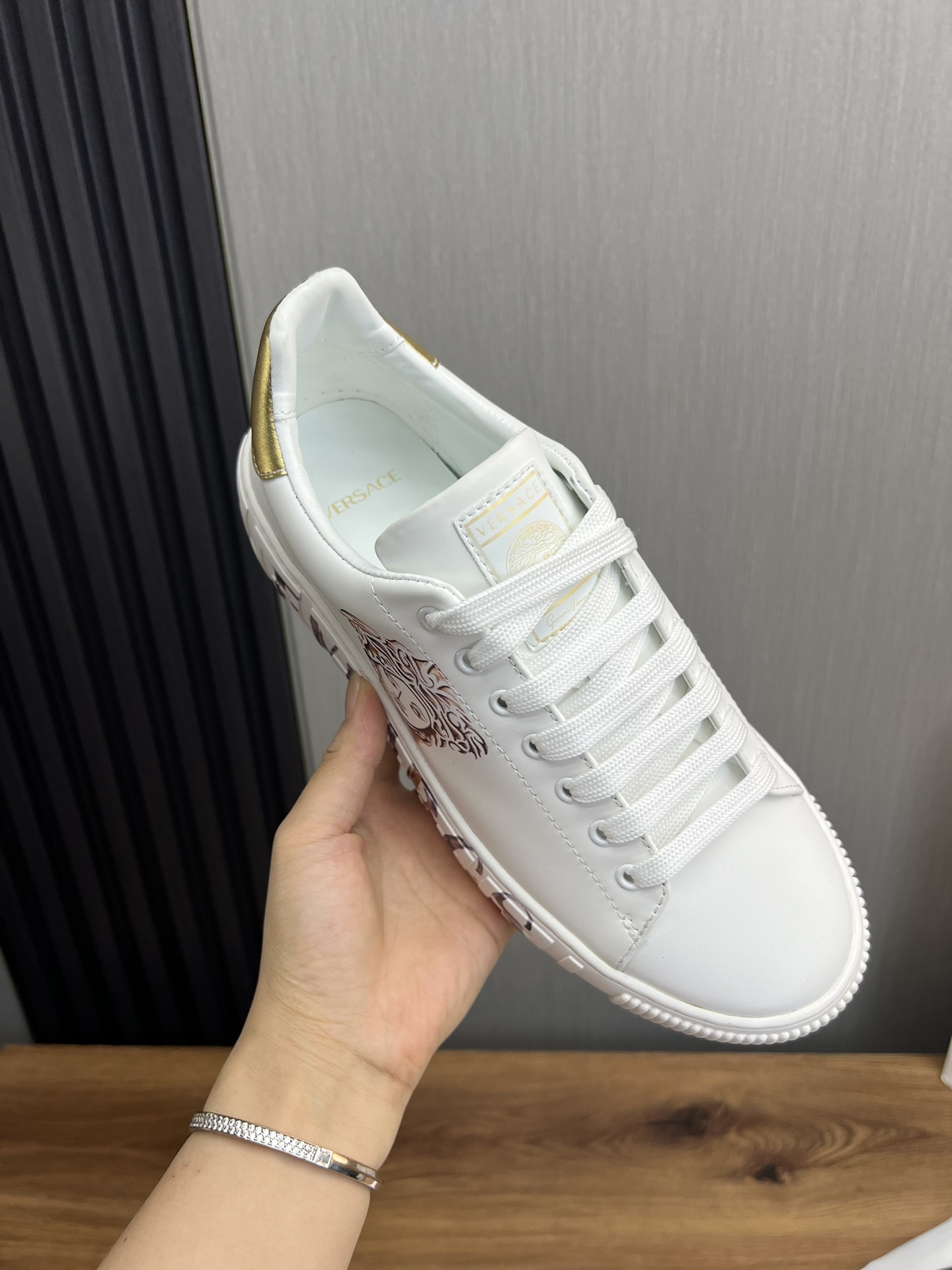 Versace Medusa Leather Sneakers White/Gold