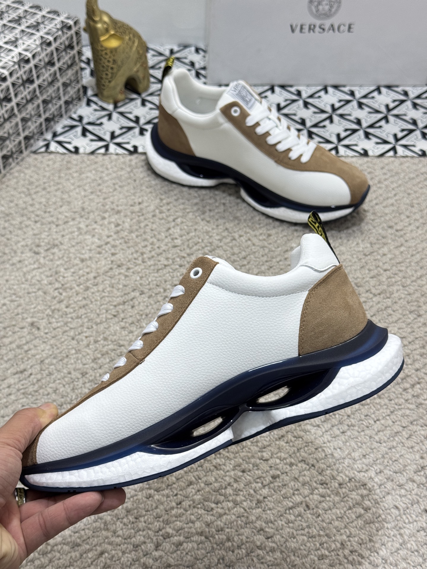 Versace Low-Top Sneakers White/Tan