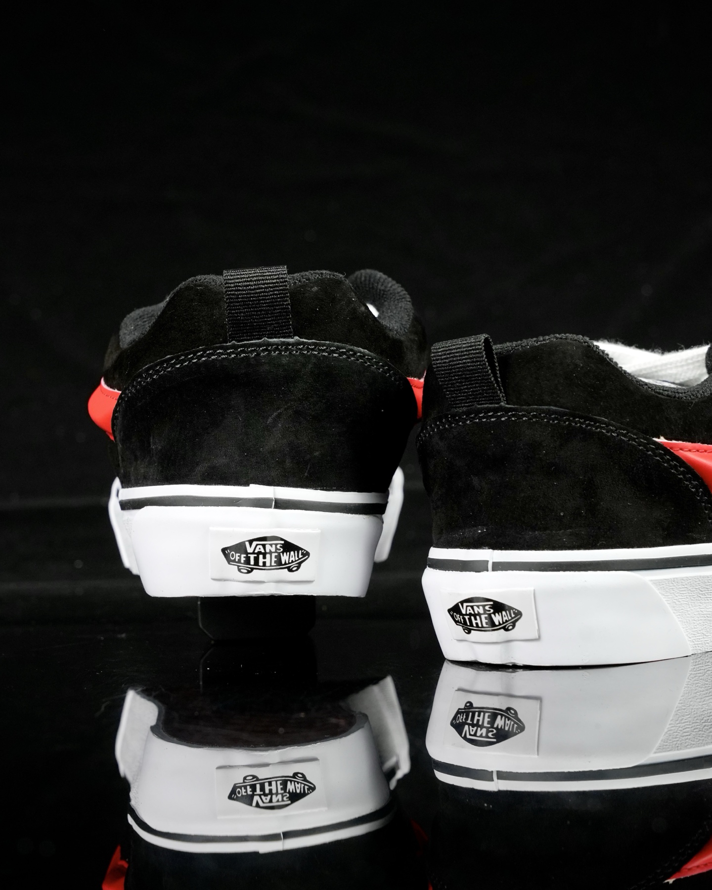 Vans Knu Skool Chunky Skate Sneakers Black/Red