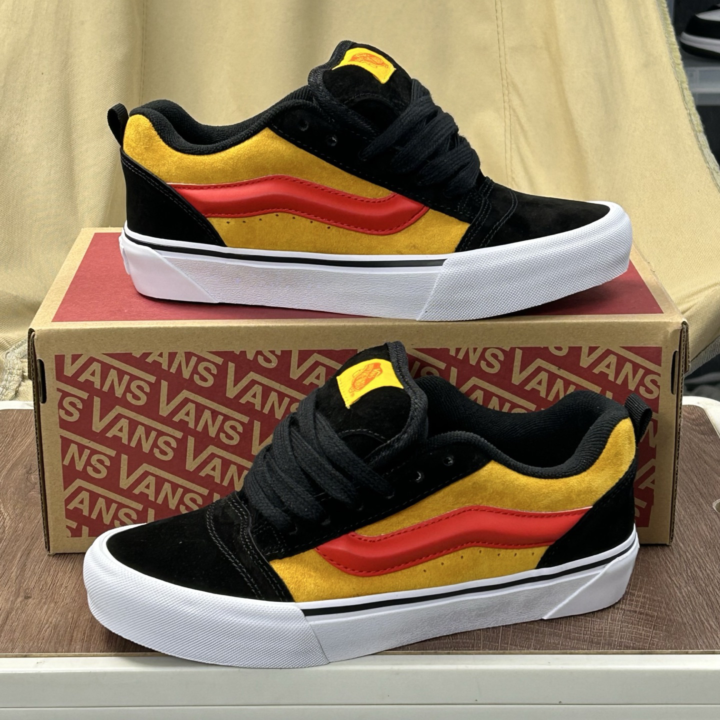 Vans Knu Skool Suede Skate Shoes Black/Yellow/Red