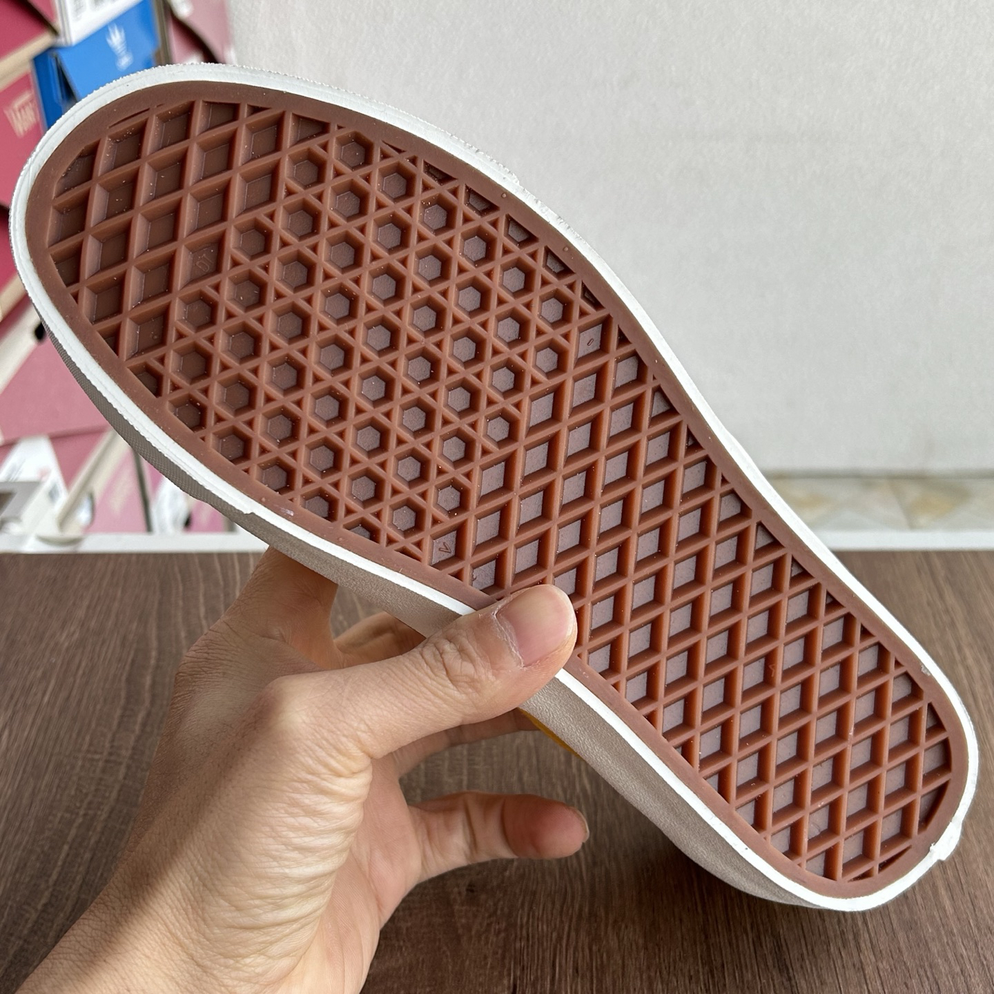 Vans Authentic 44 DX Low-Top Sneakers Yellow