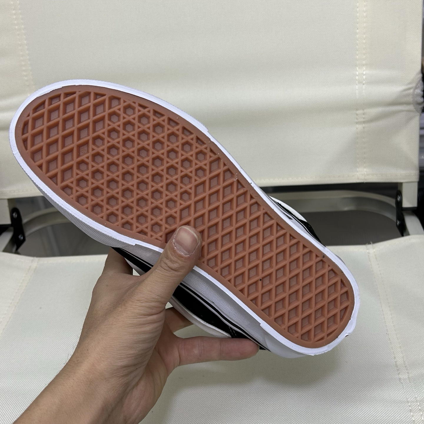 Vans Knu Skool Low Skate Sneakers Black/White
