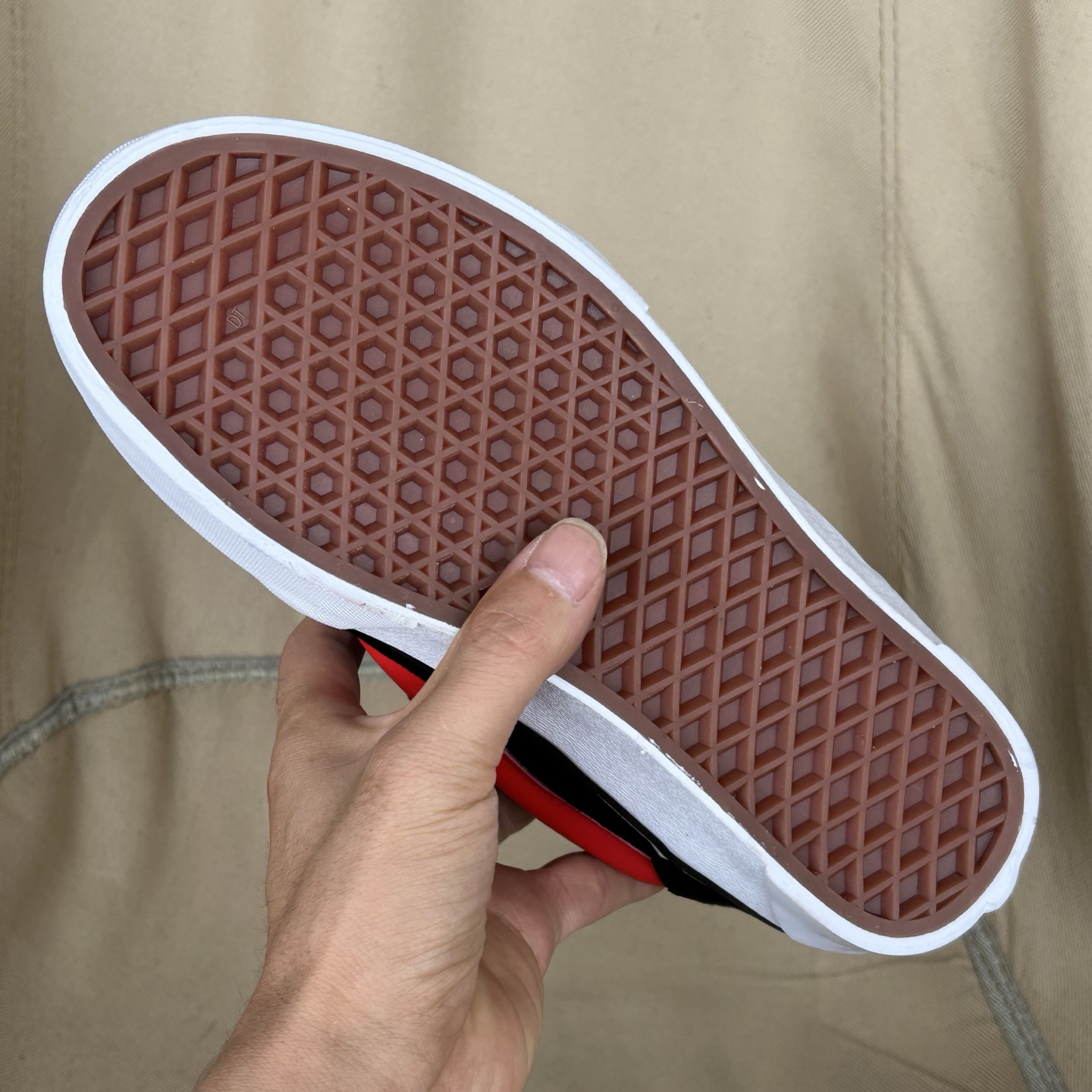Vans Knu Skool Low Skate Shoes Black/Red
