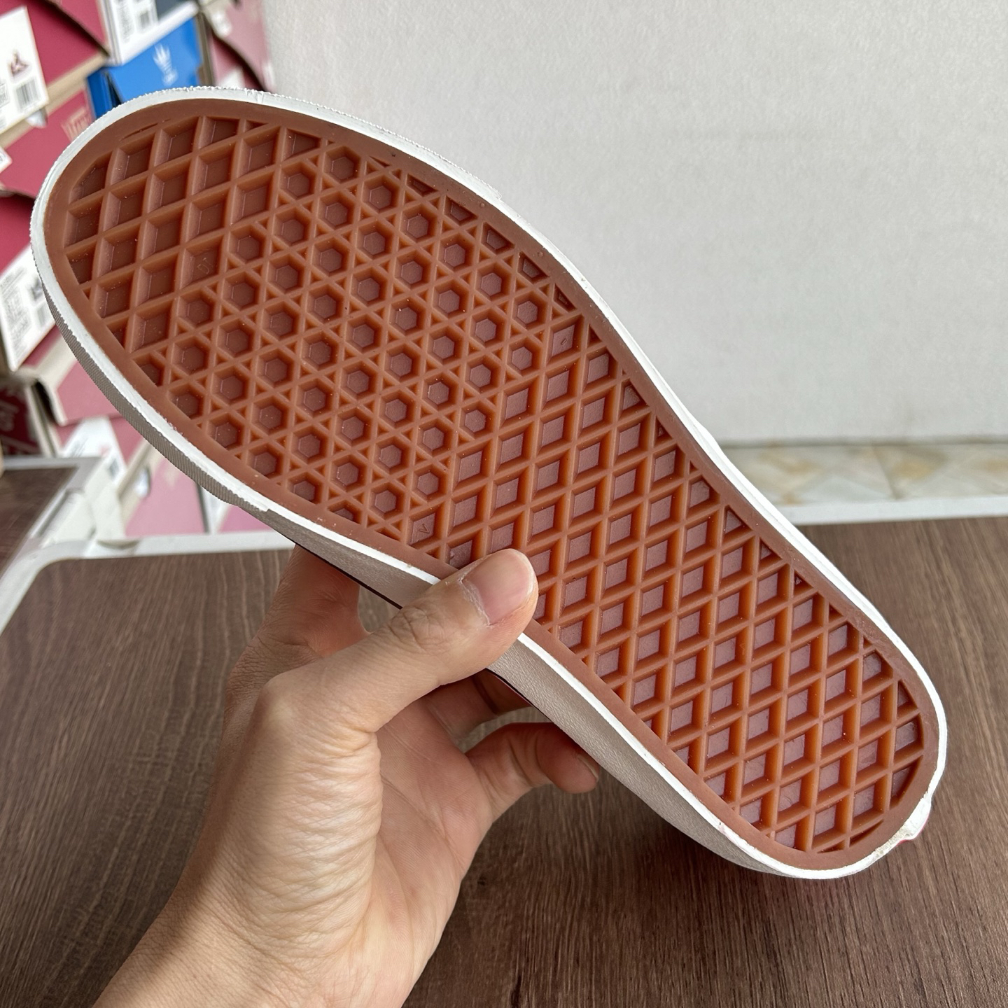Vans Authentic 44 DX Low-Top Skate Shoes Pink