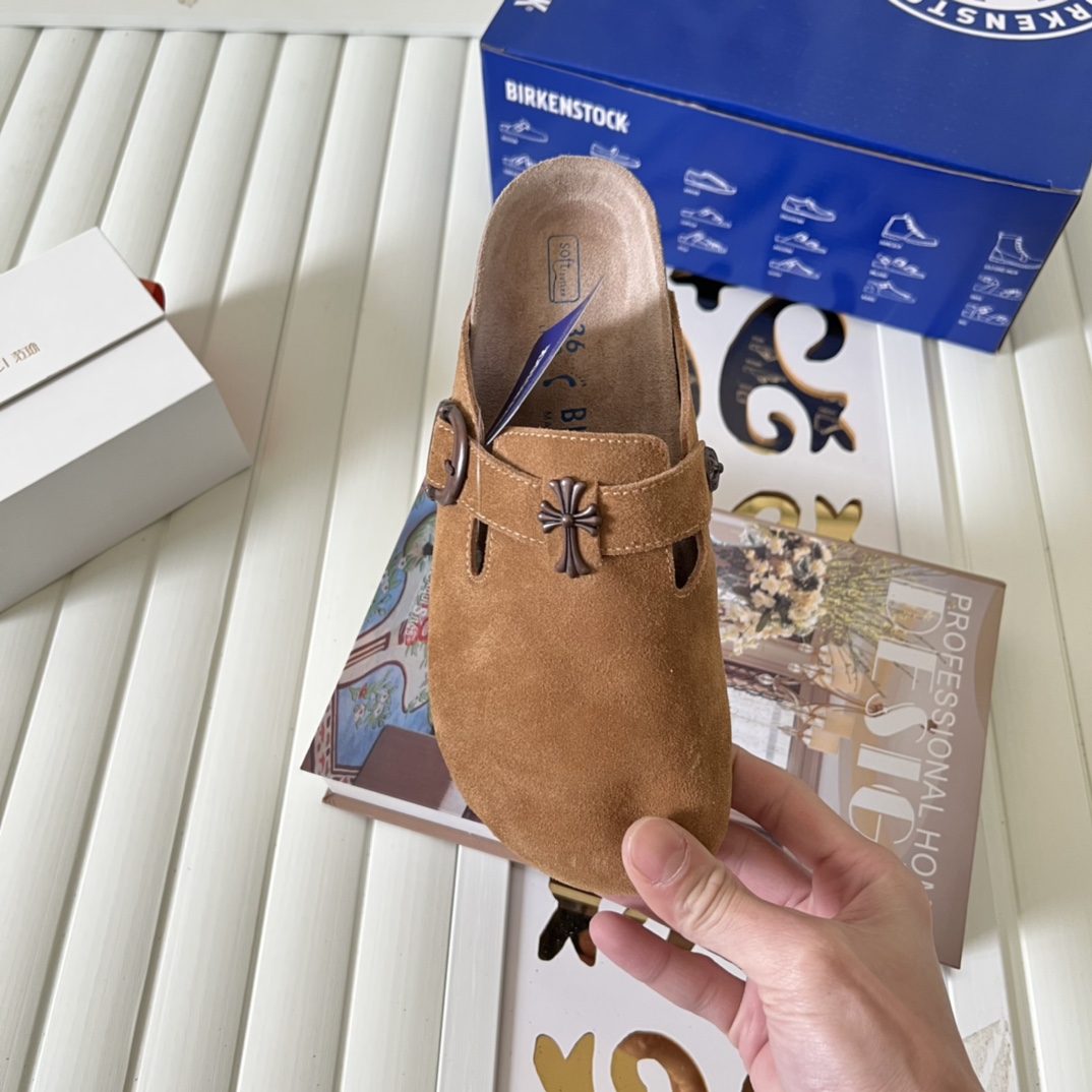 Birkenstock Suede Clogs Brown
