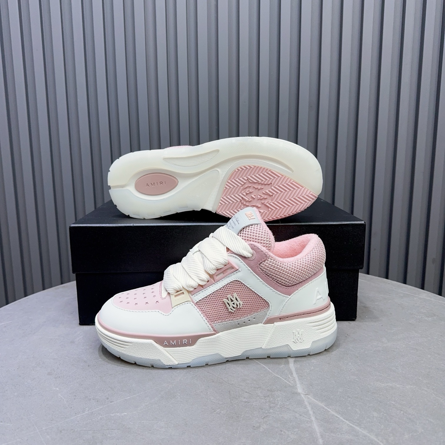 Amiri Low-Top Sneakers Pink